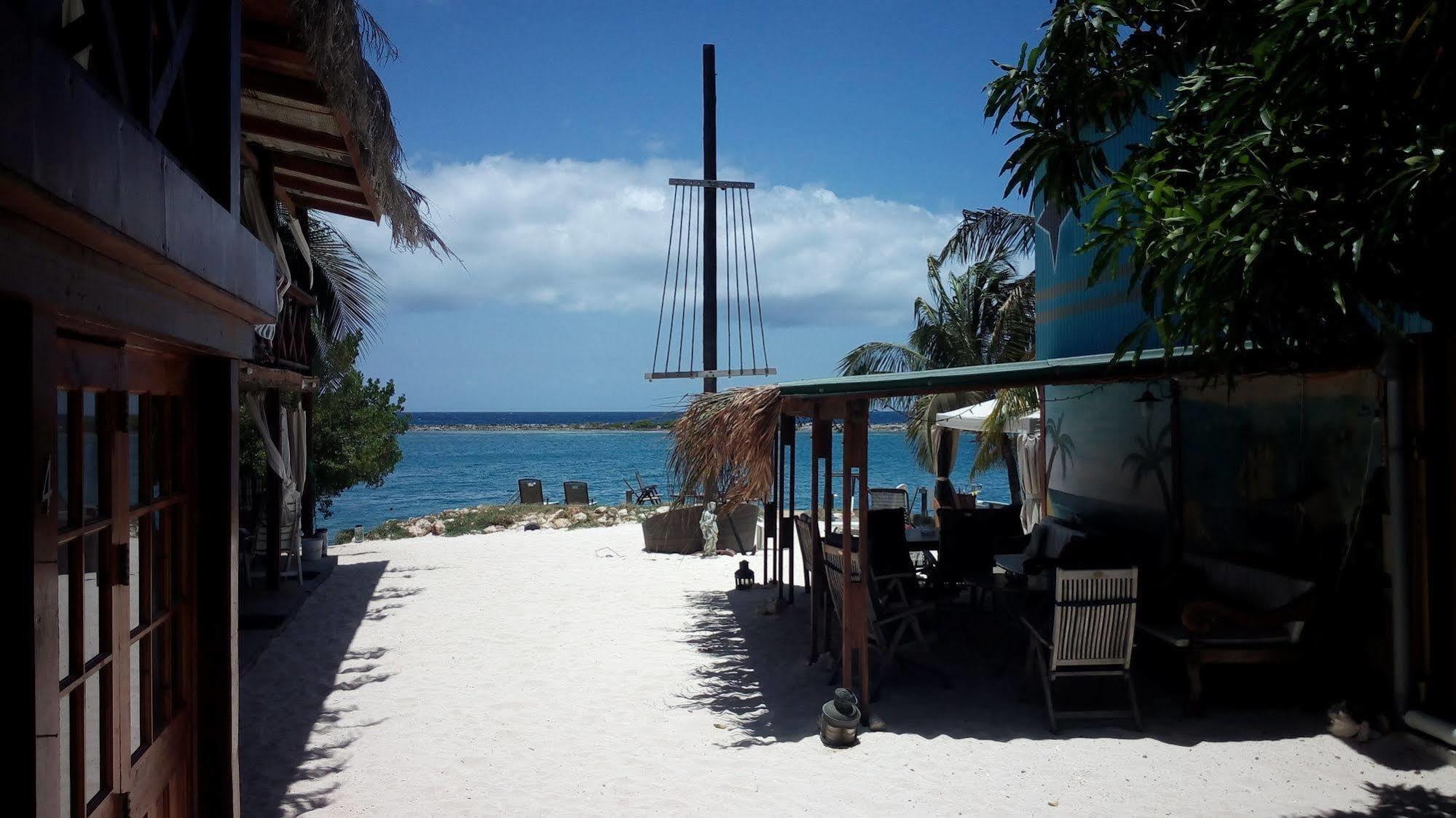 Coral Reef Beach Savaneta Exteriör bild